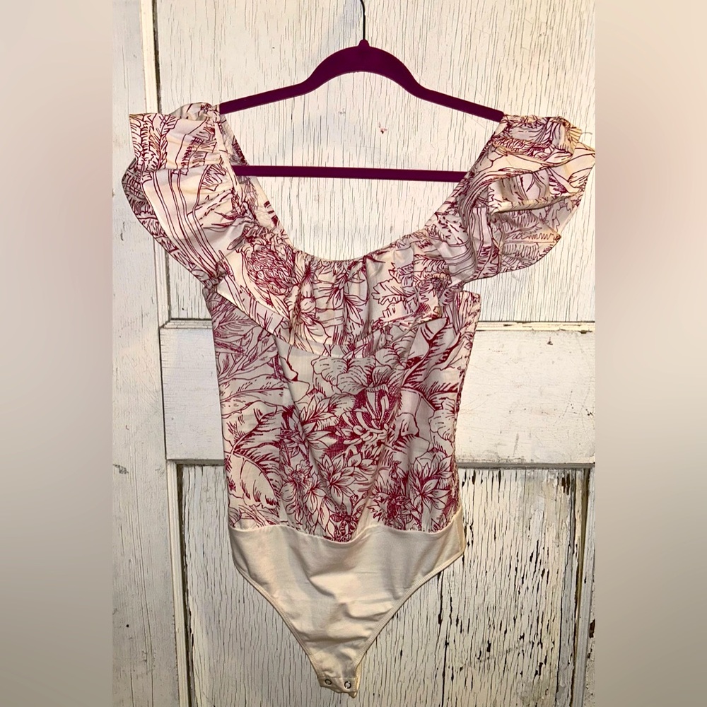 ❤️Bodysuit with off the Shoulder Ruffled Neckline by EXPRESS